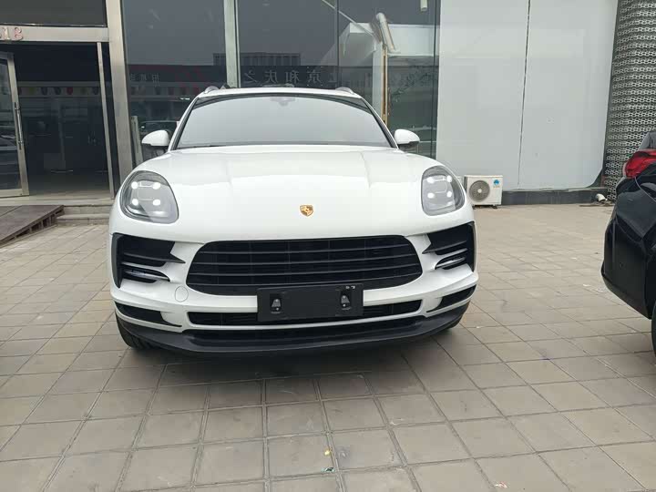 Фото 2 - Porsche Macan