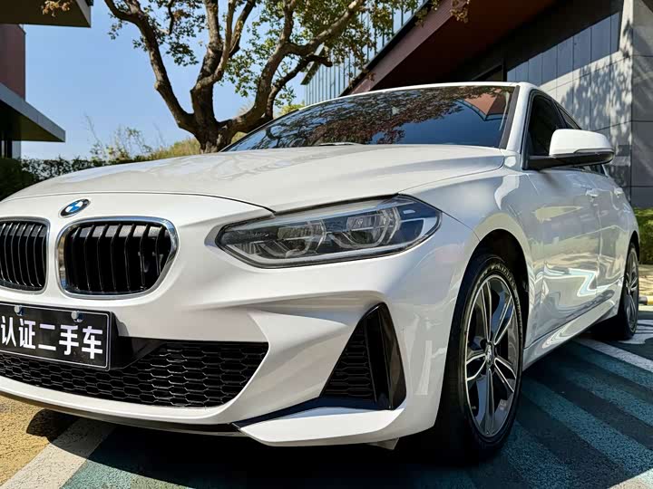 Фото 5 - BMW 1 Series