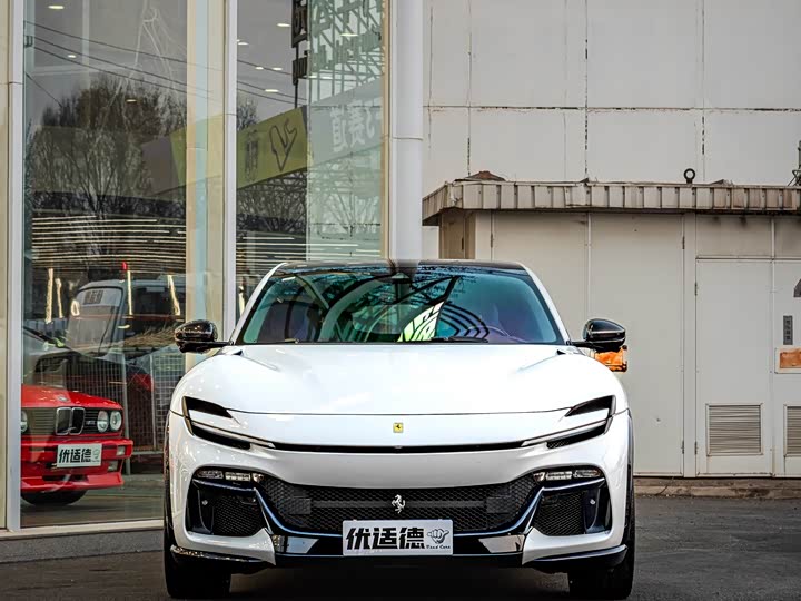 Ferrari Purosangue 2023 2023款 6.5L V12