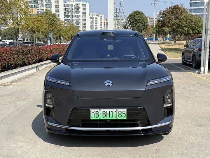 Фото 2 - Nio ES8