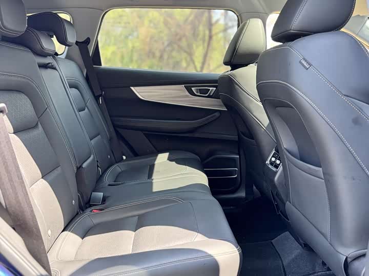 Фото 9 - Chery Tiggo 8