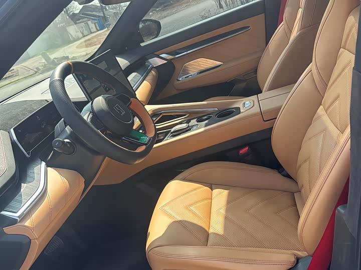 Фото 7 - Zeekr 001