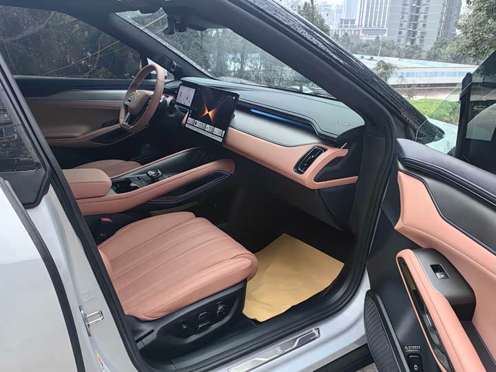 Фото 6 - BYD Song L