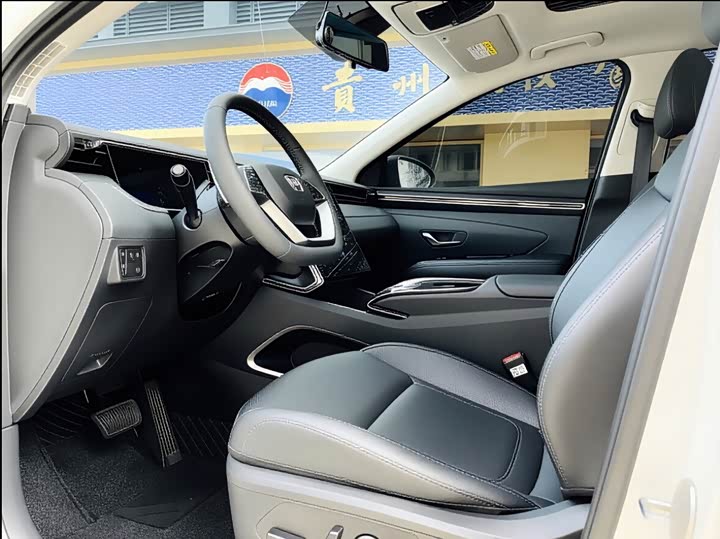 Фото 4 - Hyundai Tucson L