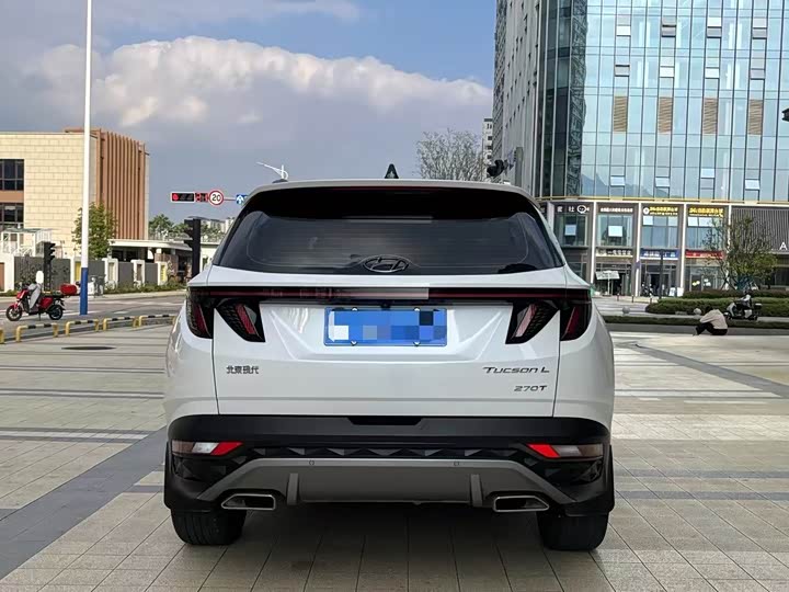 Фото 8 - Hyundai Tucson L