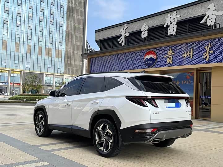 Фото 9 - Hyundai Tucson L