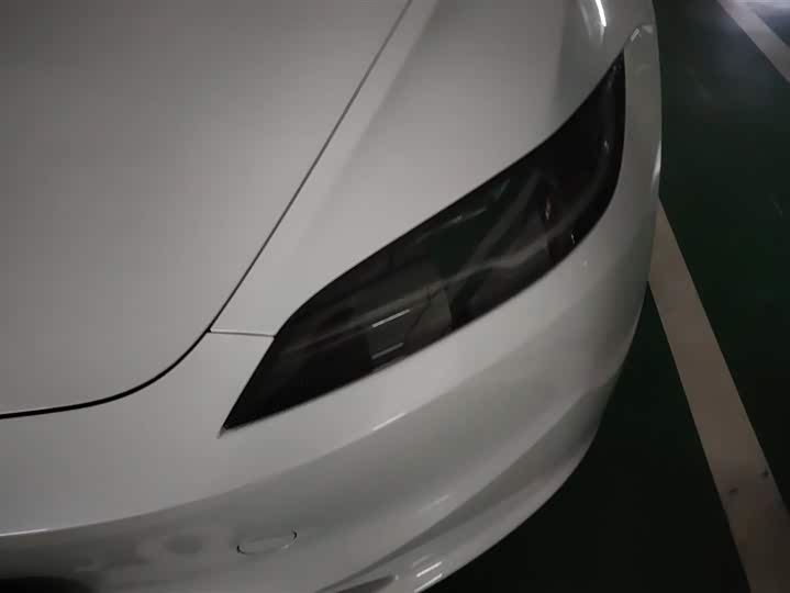 Фото 5 - Tesla Model 3