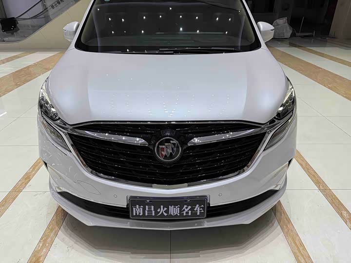 Фото 3 - Buick GL8 ES