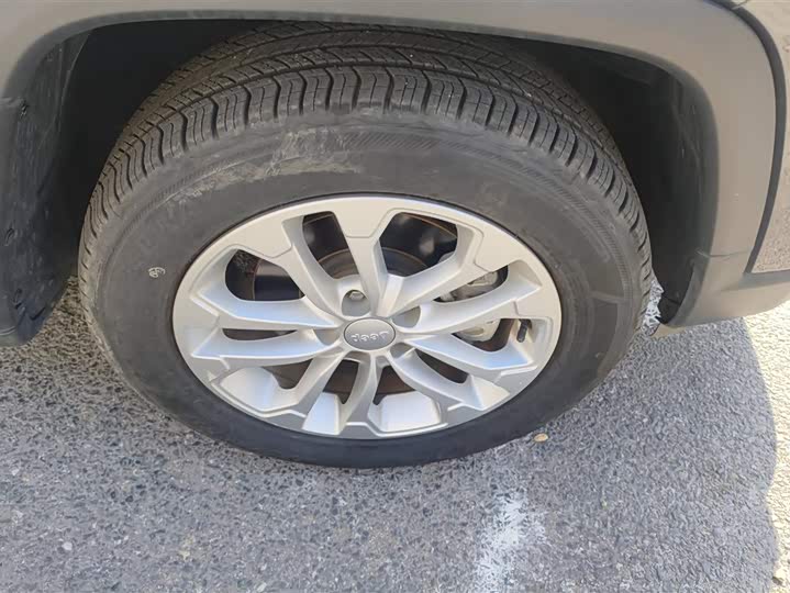 Фото 6 - Jeep Compass