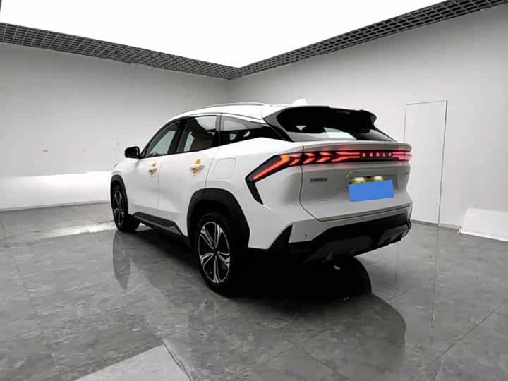 Photo 5 - Geely Galaxy L7