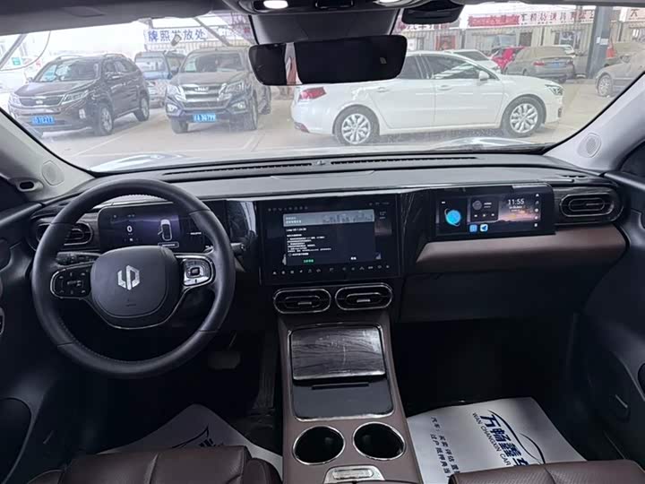 Фото 9 - Leapmotor C11