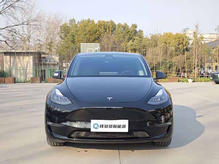 Photo 2 - Tesla Model Y