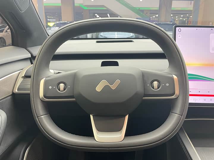 Фото 9 - Nio Onvo L60