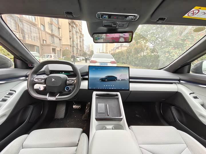 Фото 7 - XPeng P7