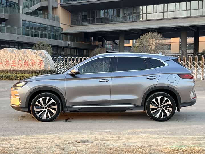 Фото 5 - BYD Song Plus Hybrid/EV