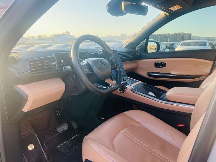 Фото 4 - Nio ES6