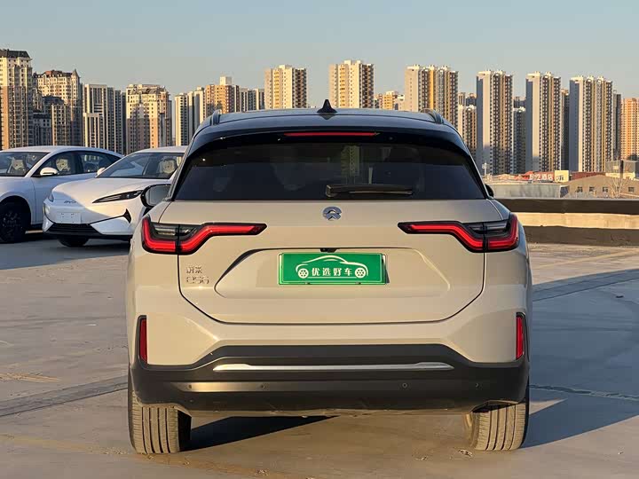 Фото 8 - Nio ES6