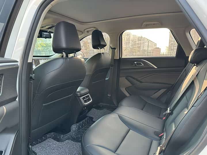 Photo 4 - Haval Ruge Max