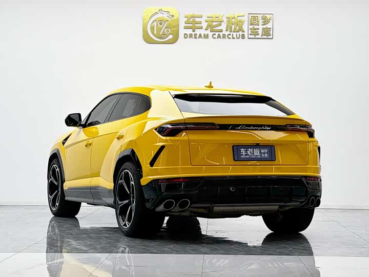 Фото 6 - Lamborghini Urus