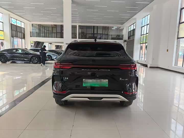 Photo 7 - BYD Song Plus Hybrid/EV