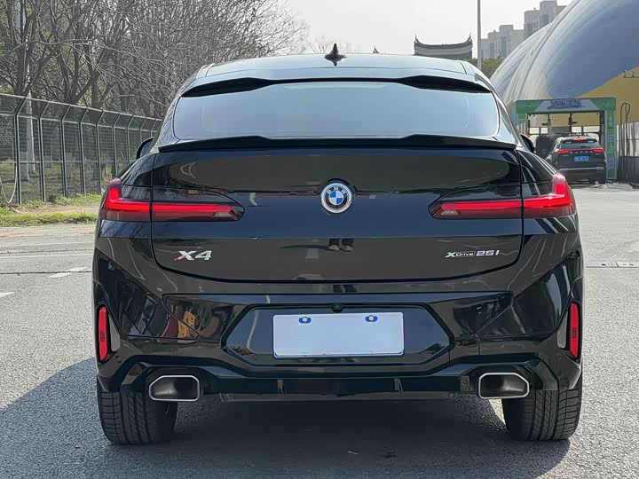 Фото 9 - BMW X4