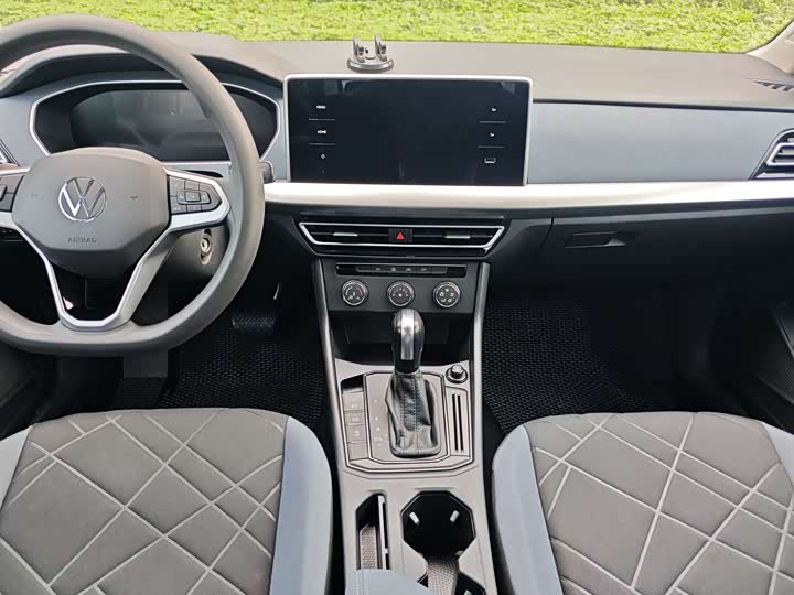 Фото 7 - Volkswagen Lavida