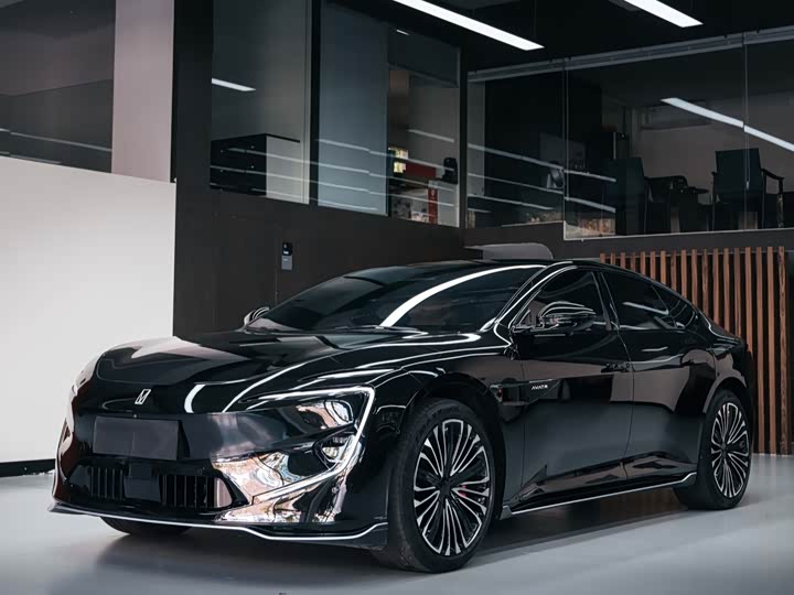 Фото 1 - Avatr 12