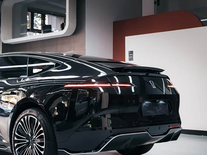 Фото 8 - Avatr 12