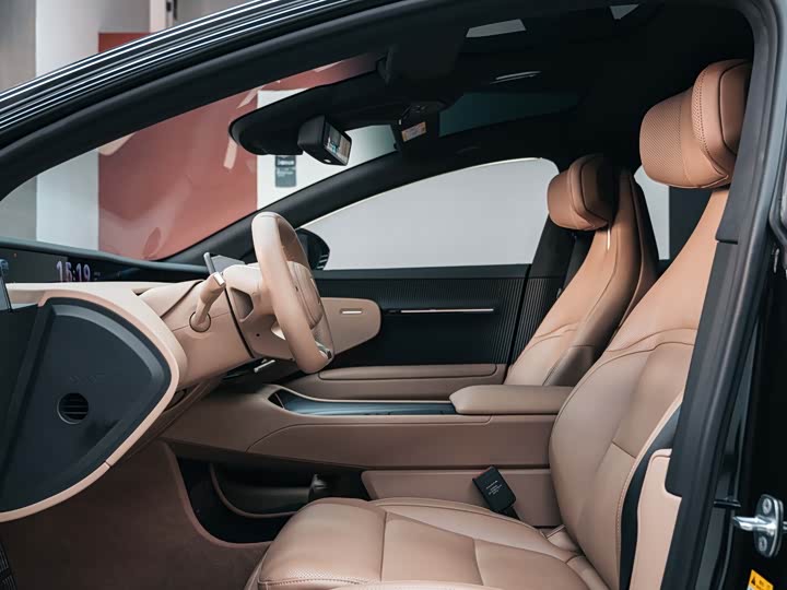 Фото 9 - Avatr 12