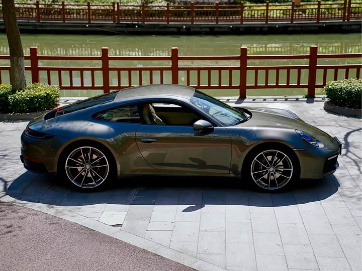 Фото 4 - Porsche 911