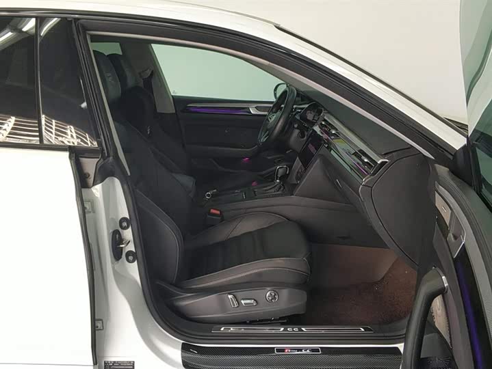 Фото 8 - Volkswagen CC