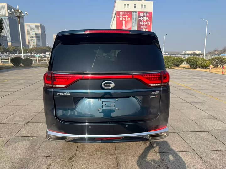 صورة 8 - GAC Trumpchi M8