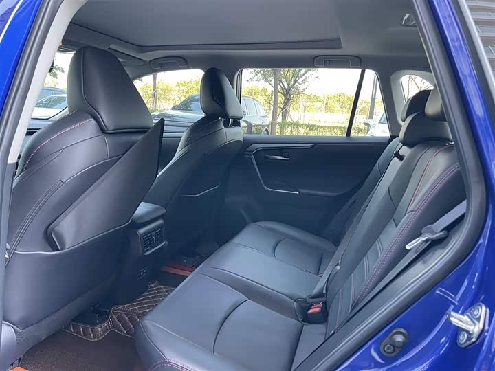 Toyota Wildlander Hybrid 2021 2021款 高性能版 2.5L 四驱激擎版