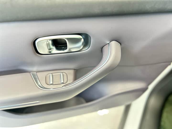 Фото 5 - Leapmotor C10