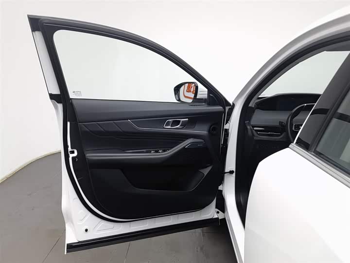 Фото 8 - Changan UNI-K