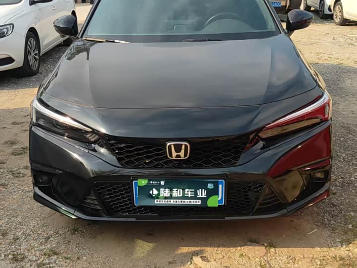 Фото 2 - Honda Civic