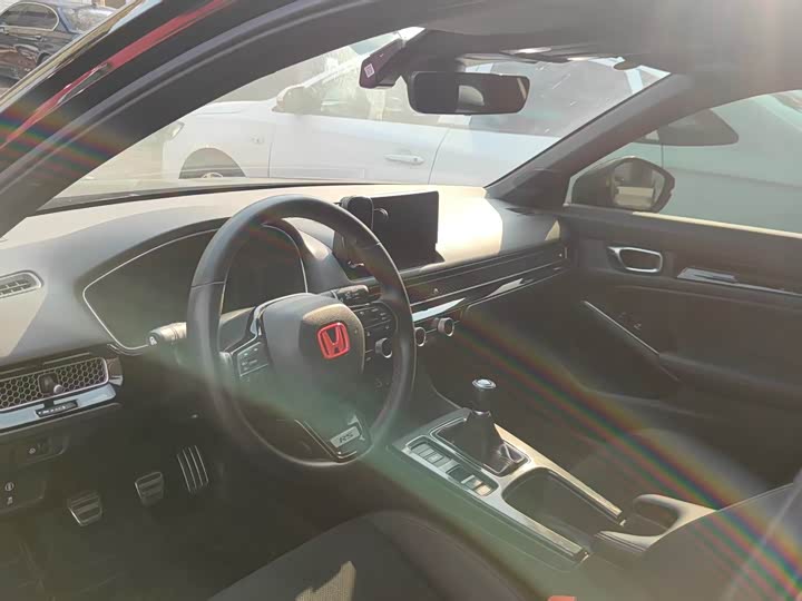 Фото 6 - Honda Civic