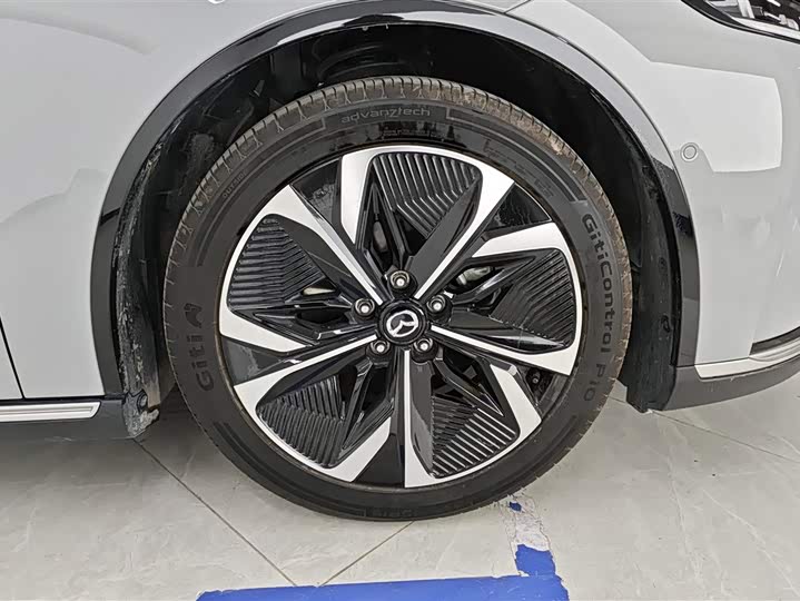 Фото 6 - Mazda EZ-6