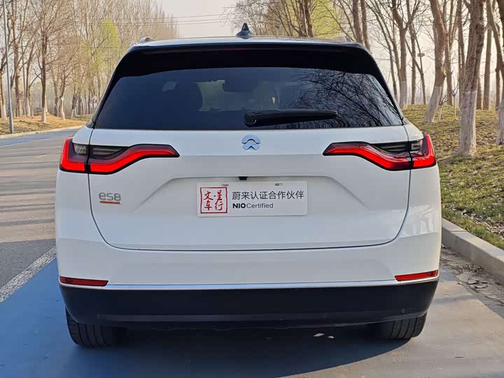 Фото 4 - Nio ES8