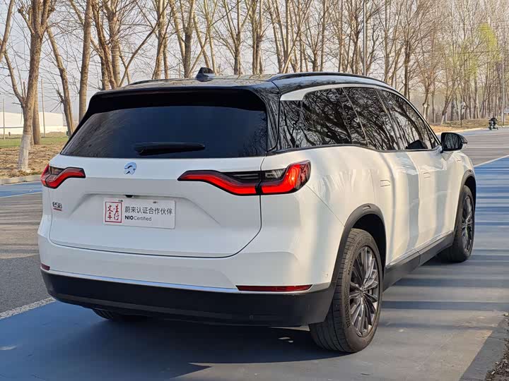 Фото 5 - Nio ES8