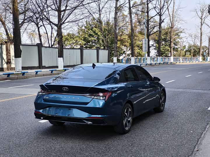 Фото 9 - Hyundai Elantra N line