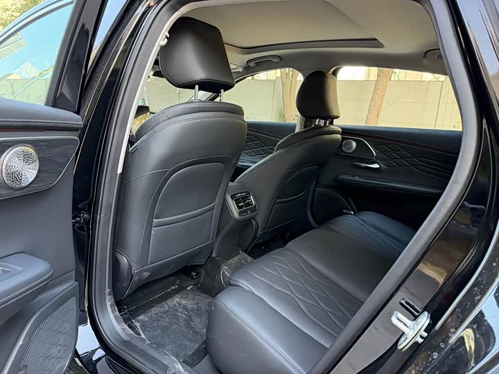 Фото 9 - Chery Arrizo 8 Pro