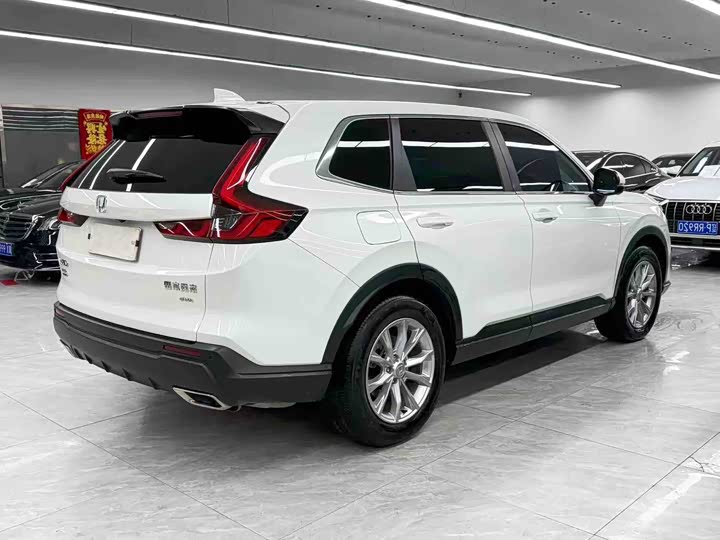 Фото 6 - Honda CR-V