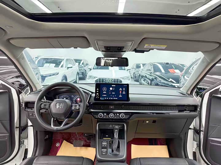 Фото 9 - Honda CR-V