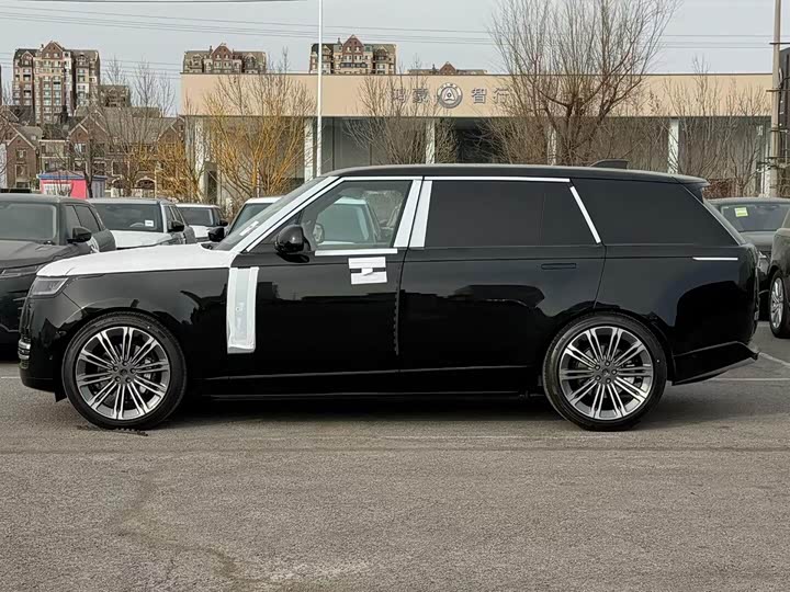 Photo 3 - Land Rover Range Rover