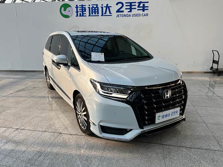 Фото 4 - Honda Elysion