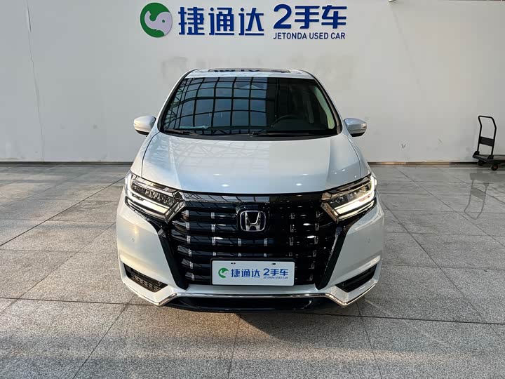 Фото 5 - Honda Elysion