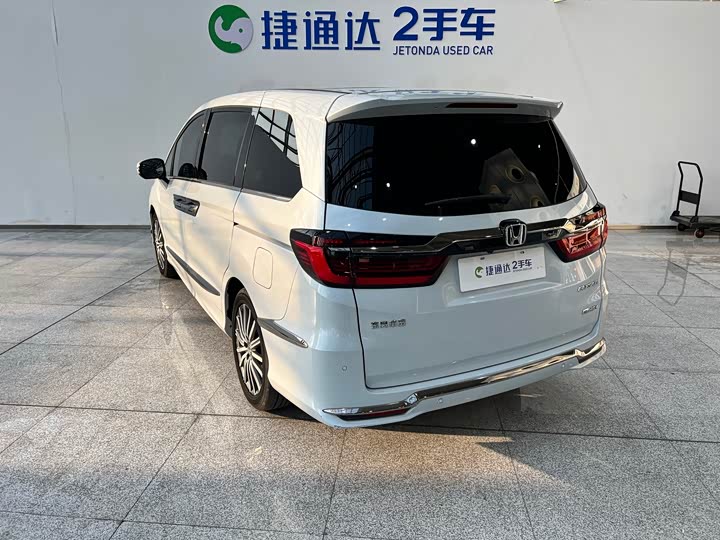 Фото 7 - Honda Elysion