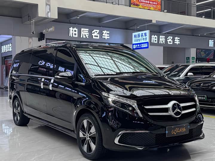 Mercedes-Benz V-Class 2022 2022款 V 260 L 长轴距尊贵版