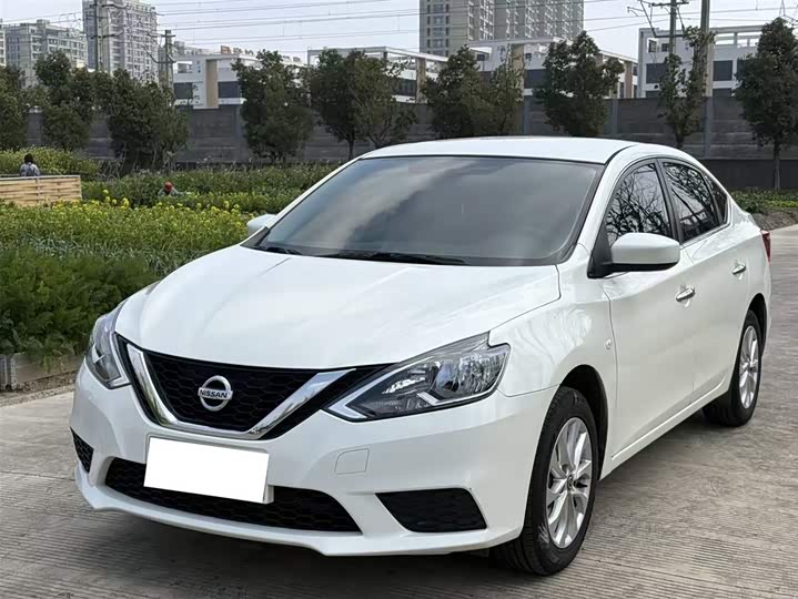 Фото 1 - Nissan Sylphy